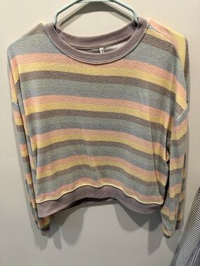 Pastel Striped Crewneck Sweater - Women's Soft Pullover